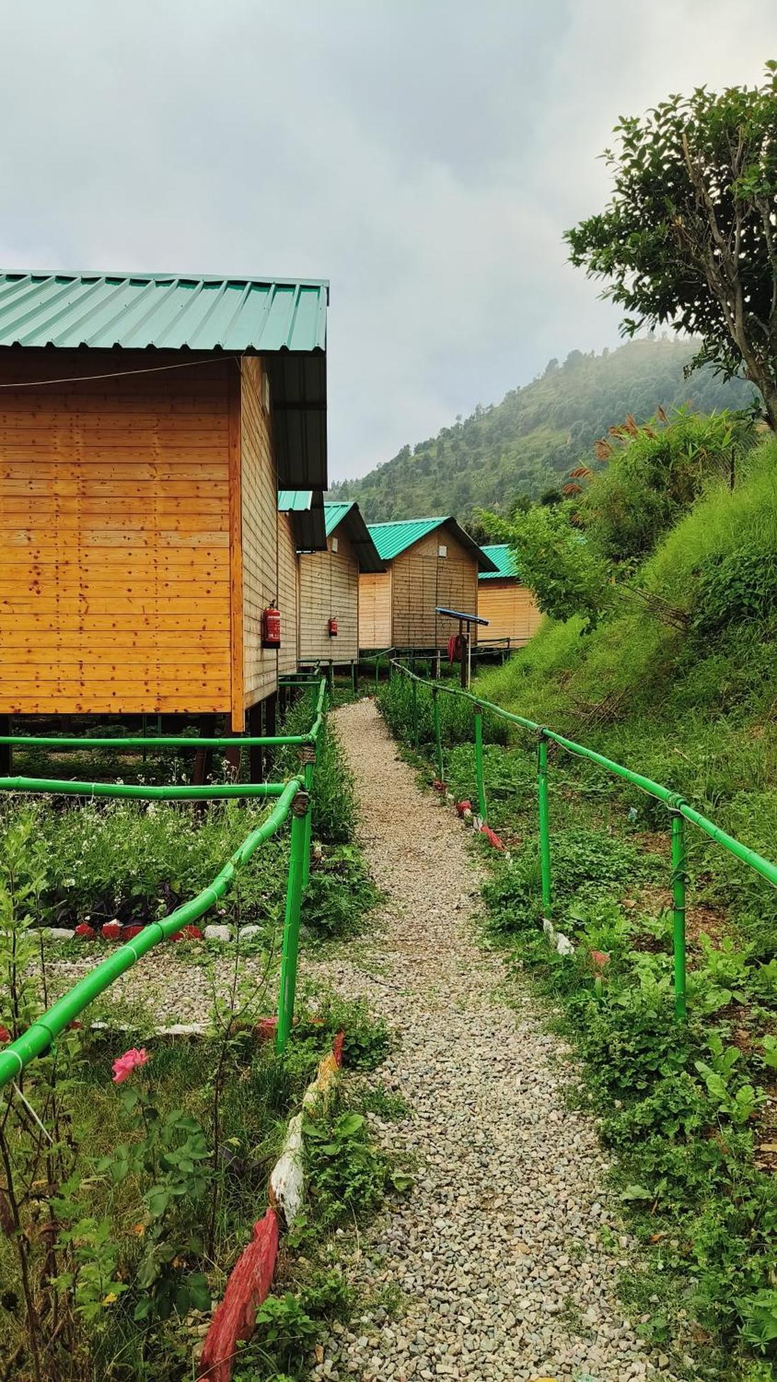 The Sunbird Retreat Resort Nainital Εξωτερικό φωτογραφία